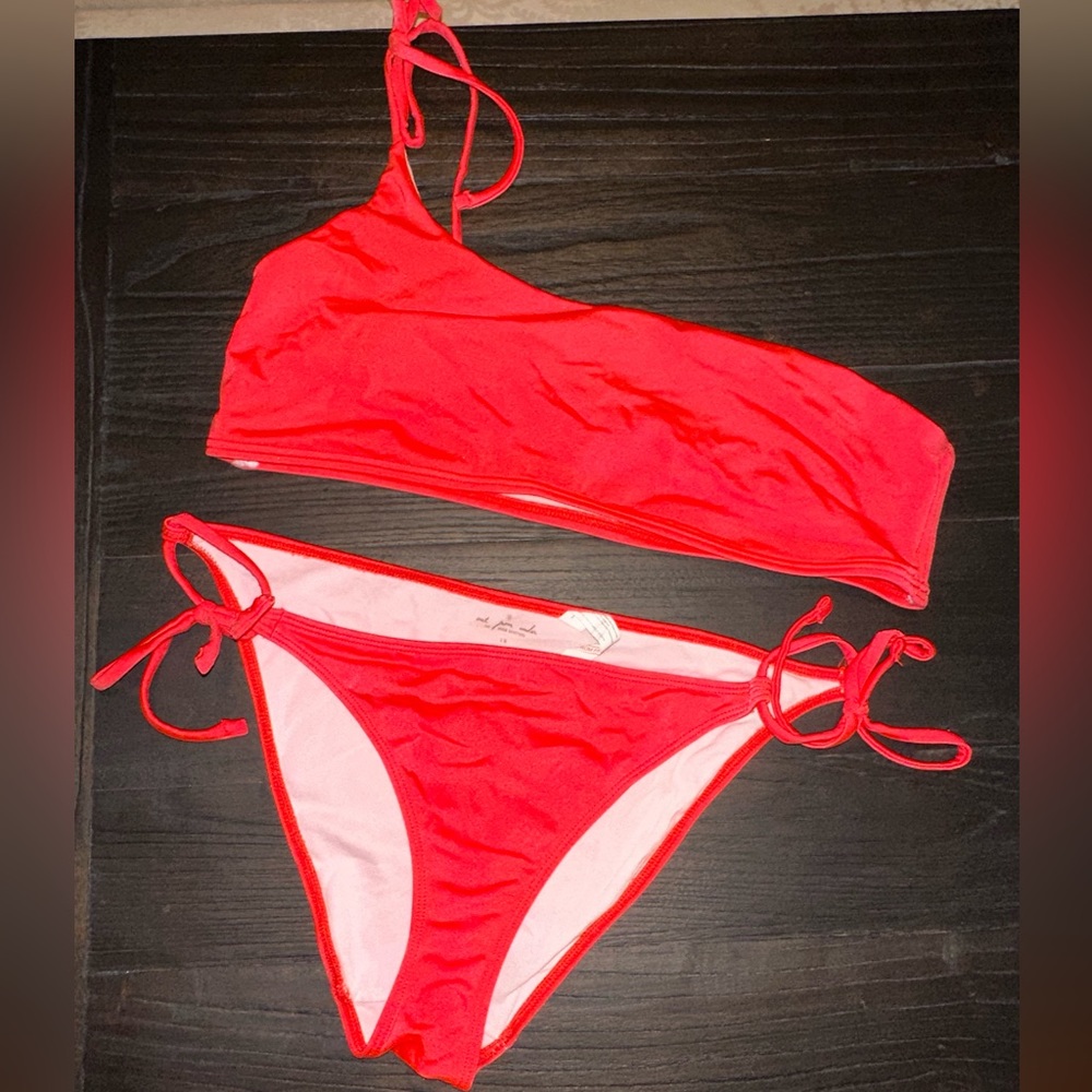 Urban outfitters one shoulder bikini set size Large